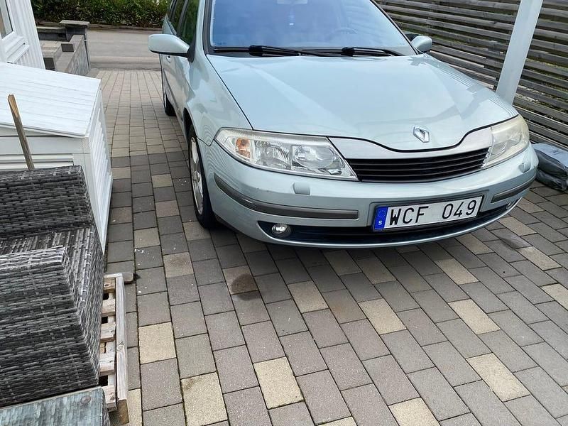 Begagnad Renault Laguna GrandTour 163 HK (119 kW) 2004 Kombi
