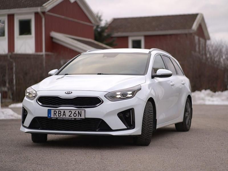 Begagnad 2019 Kia Ceed Sportswagon Kombi | 181 000 kr (Marknadspris) - Bild 1/4