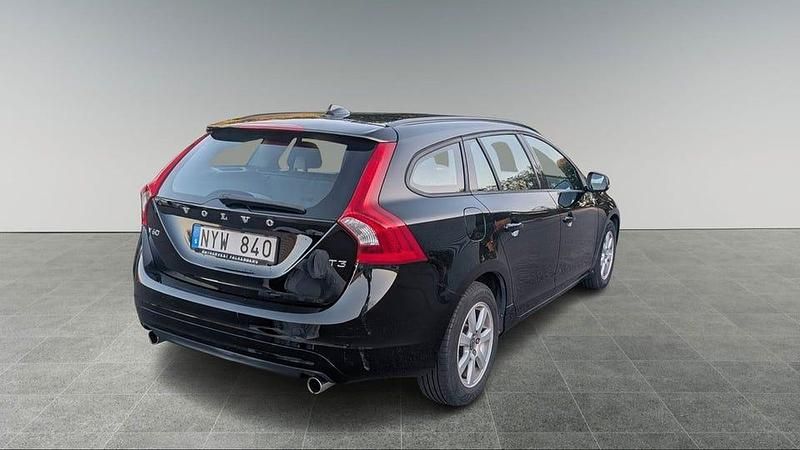Begagnad Volvo V60 150 HK (110 kW) 2013 Svart Kombi