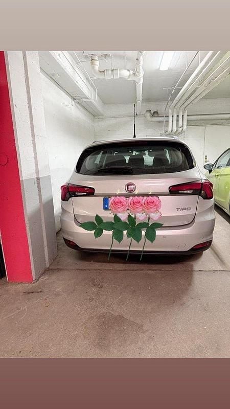 Grå Begagnad 2018 Fiat Tipo Kombi | 130 000 kr (Marknadspris) - Bild 1/4