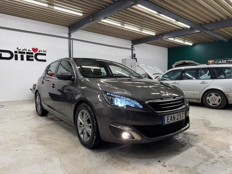 Begagnad Peugeot 308 Allure 116 HK (85 kW) 2014