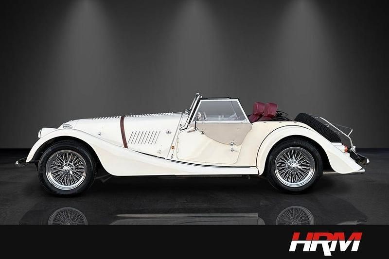 Begagnad Morgan Plus 8 190 HK (139 kW) 1997 Ljusgul Cab