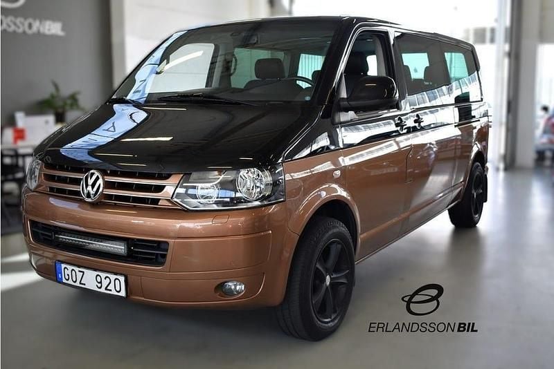 Begagnad VW Multivan Comfortline 180 HK (132 kW) 2011 Svart