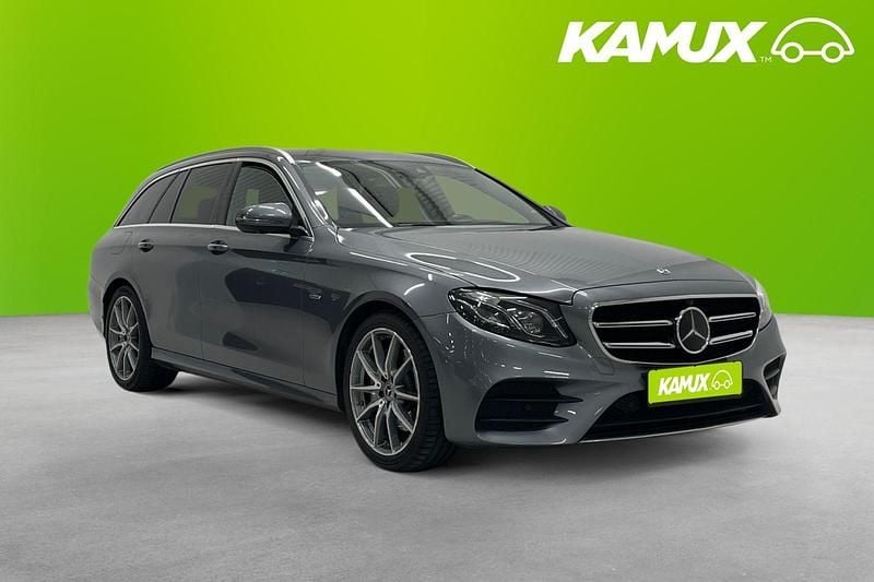 Silver/grå Begagnad 2020 Mercedes E220 Kombi | 279 800 kr (Bra pris) - Bild 1/4