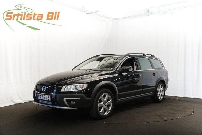 Svart Begagnad 2016 Volvo XC70 Standard SUV | 219 600 kr (Marknadspris) - Bild 1/4