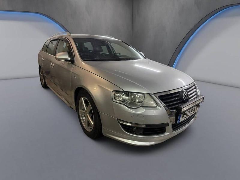 Begagnad VW Passat Sportline 170 HK (125 kW) 2010 Silver Kombi