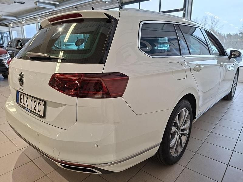 Begagnad VW Passat GTE 220 HK (161 kW) 2020 Vit Kombi
