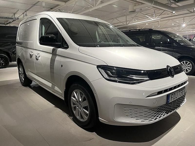 Ny VW Caddy 122 HK (89 kW) 2025 Vit (candyvit) Minibuss
