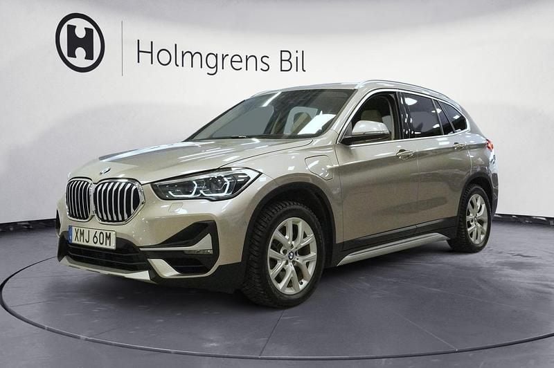 Begagnad BMW X1 xLine 220 HK (161 kW) 2020 Silver SUV