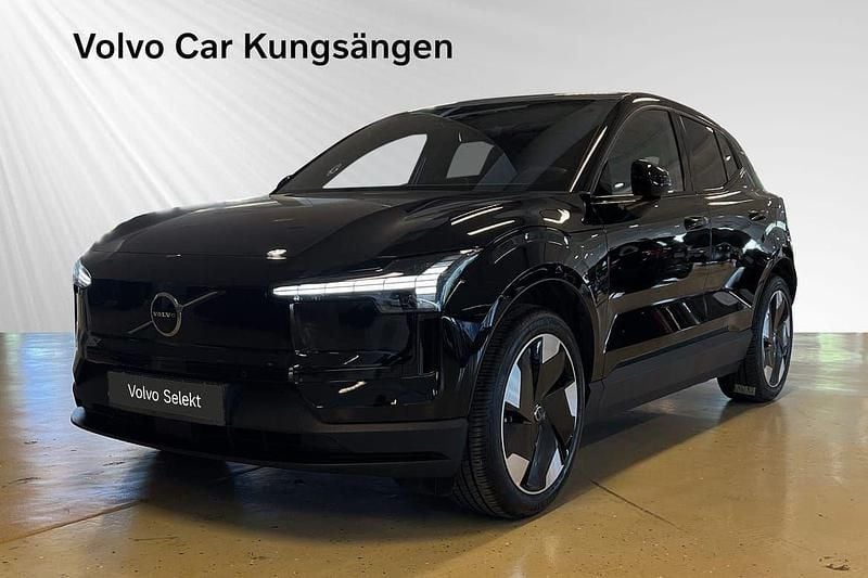 Svart Begagnad 2024 Volvo EX30 Single Motor Extended Range SUV | 359 900 kr - Bild 1/4
