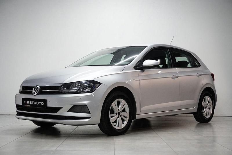Silver Begagnad 2020 VW Polo S Halvkombi | 134 900 kr (Bra pris) - Bild 1/4