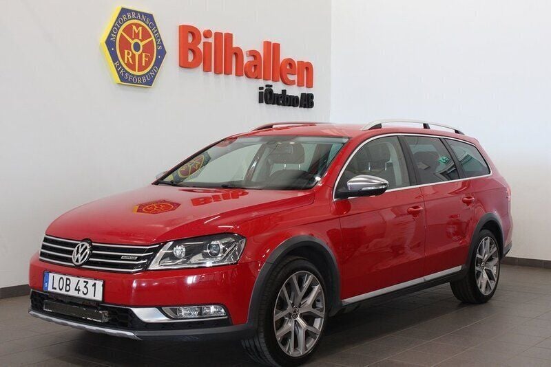 Röd Begagnad 2014 VW Passat Alltrack Kombi | 99 900 kr (Bra pris) - Bild 1/4