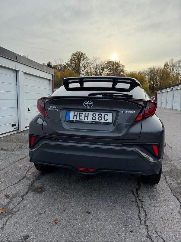 Begagnad Toyota C-HR Edition 122 HK (89 kW) 2020 SUV
