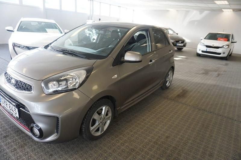 Begagnad Kia Picanto 67 HK (49 kW) 2015 Grå Halvkombi