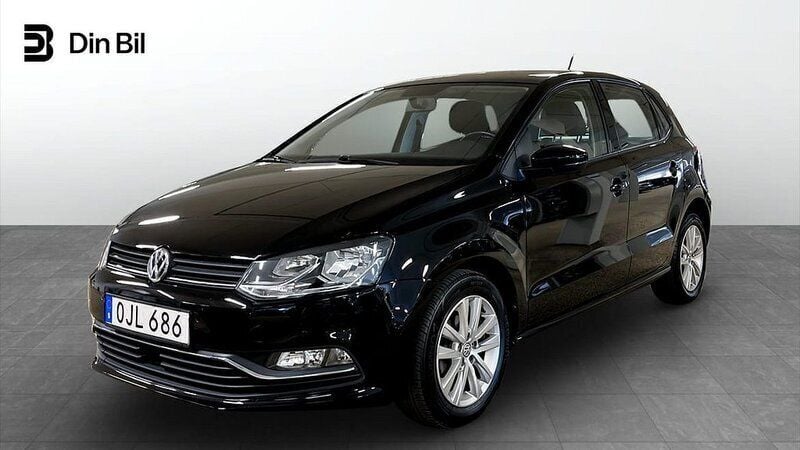 Svart (black) Begagnad 2016 VW Polo Halvkombi | 109 900 kr (Marknadspris) - Bild 1/4