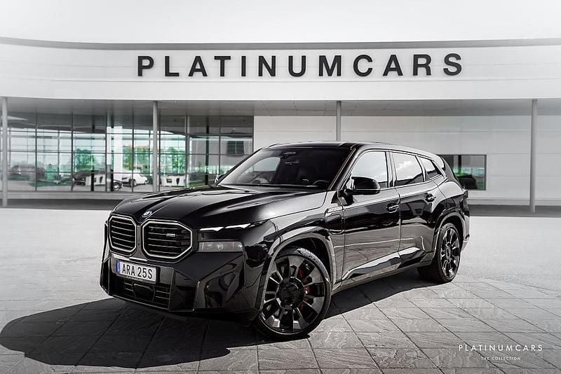Begagnad BMW XM Comfort Edition 653 HK (480 kW) 2023 Svart SUV