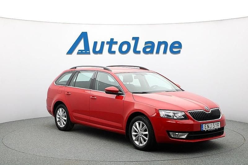 Röd Begagnad 2015 Skoda Octavia Kombi | 169 900 kr (Marknadspris) - Bild 1/3