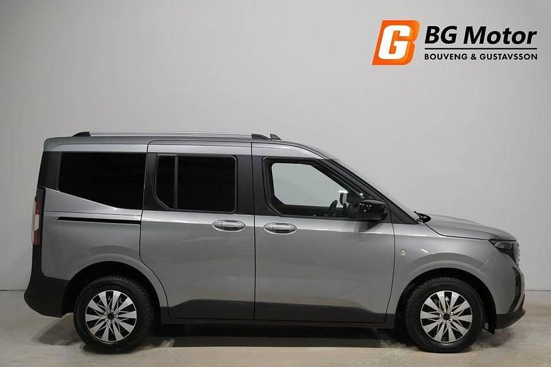 Begagnad Ford Tourneo Courier 125 HK (91 kW) 2024 Grå Minibuss