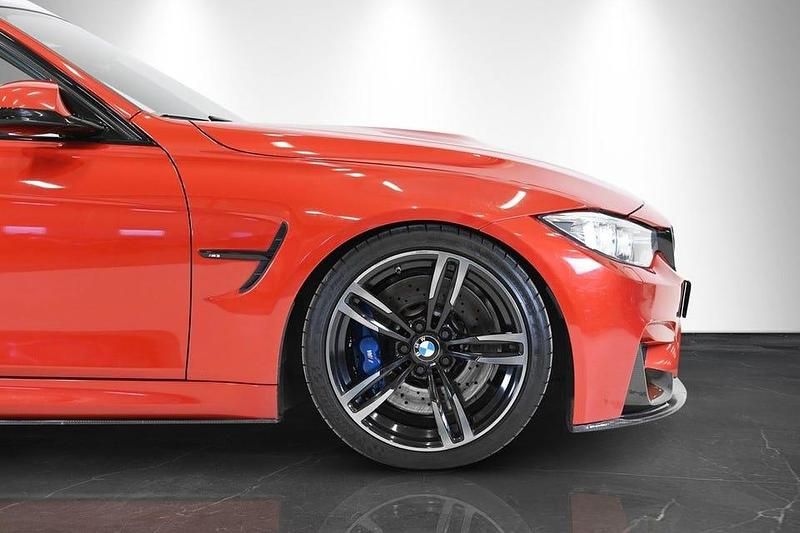 Begagnad BMW M3 431 HK (317 kW) 2015 Orange Sedan