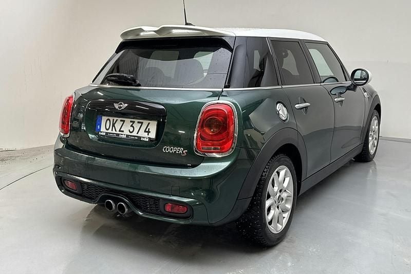 Begagnad Mini Cooper S Hatch 192 HK (141 kW) 2017 Grön Halvkombi