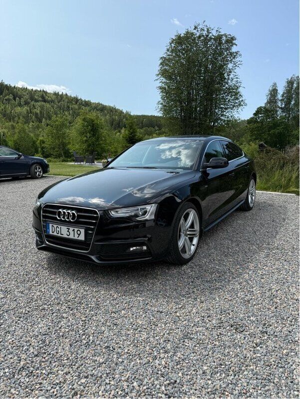 Svart Begagnad 2014 Audi A5 Sportback Proline Halvkombi | 133 000 kr (Marknadspris) - Bild 1/4
