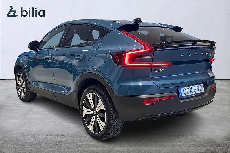 Begagnad Volvo C40 Single Motor 169 kW (231 HK) 2022 Blå SUV