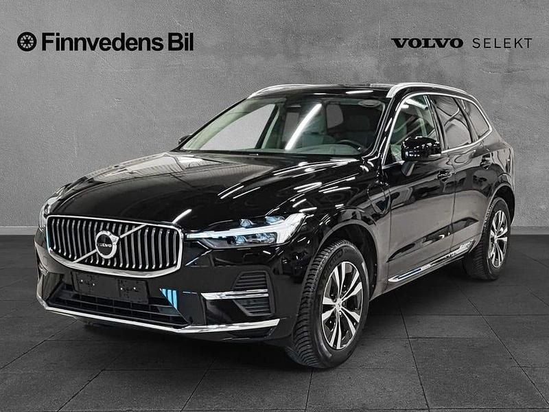 Begagnad Volvo XC60 Core 355 HK (261 kW) 2023 Svart SUV