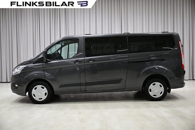 Begagnad Ford Transit Custom 131 HK (96 kW) 2020 Grå Minibuss