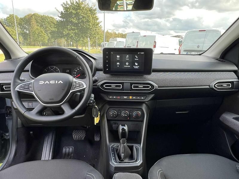 Ny Dacia Sandero 2026 Grön