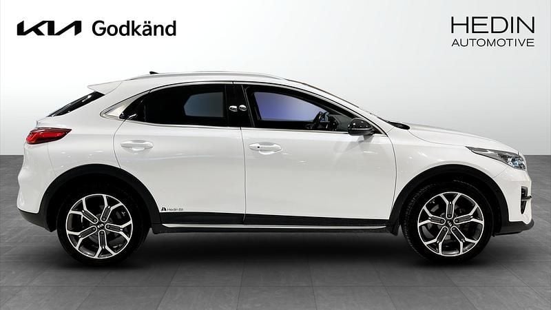 Begagnad Kia XCeed Advance 105 HK (77 kW) 2021 Vit SUV