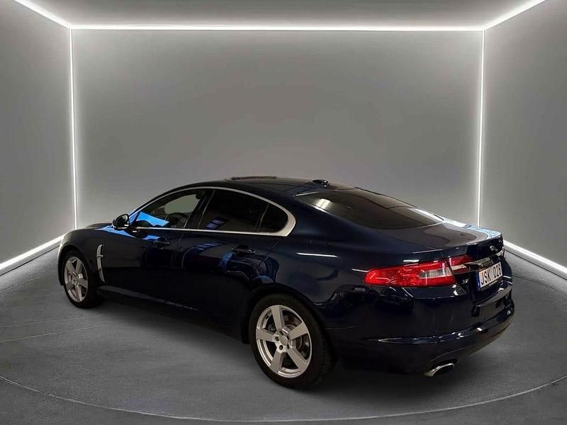 Begagnad Jaguar XF S 275 HK (202 kW) 2009 Blå Sedan