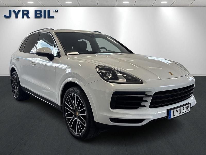 Vit Begagnad 2019 Porsche Cayenne S SUV | 619 000 kr (Superpris) - Bild 1/4