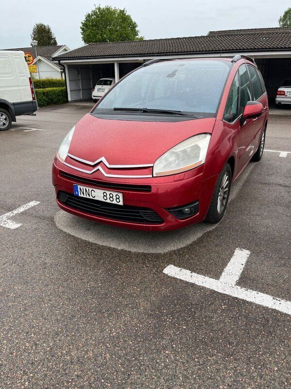 Röd Begagnad 2007 Citroën Grand C4 Picasso Minibuss | 29 000 kr (Lite dyr) - Bild 1/3