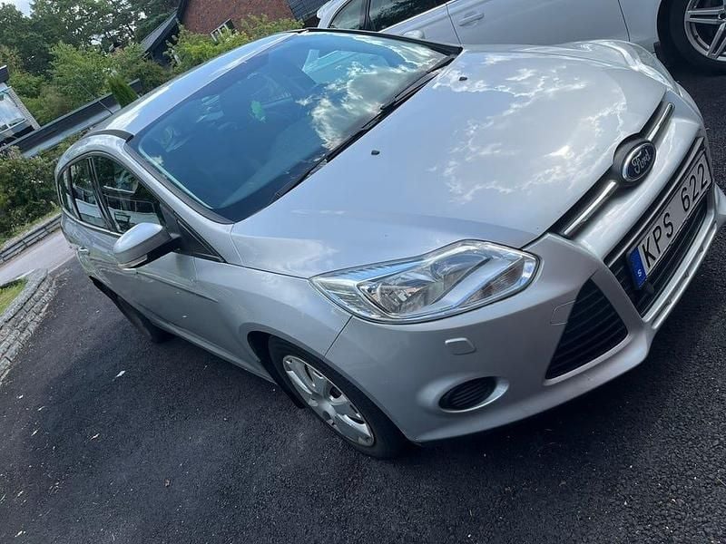 Begagnad Ford Focus 95 HK (69 kW) 2012 Kombi