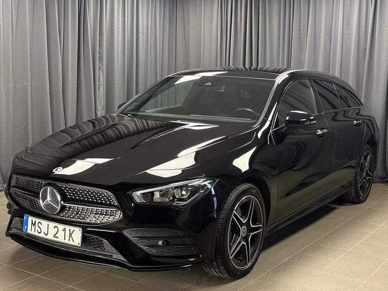 Begagnad Mercedes CLA250 Shooting Brake AMG 218 HK (160 kW) 2023 Svart Kombi