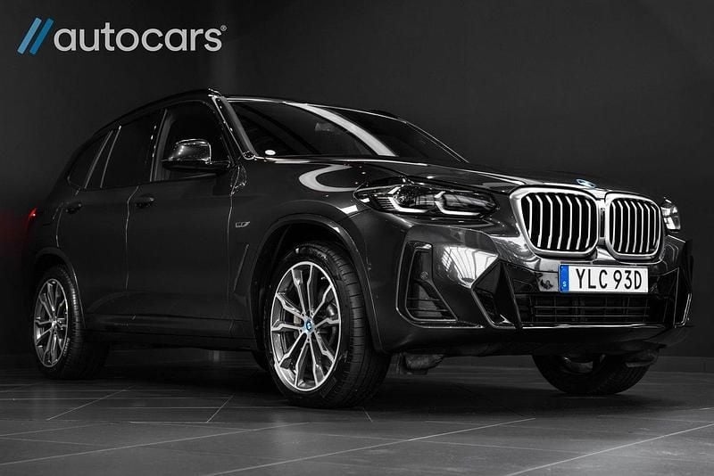 Grå Begagnad 2021 BMW X3 M Sport SUV | 559 000 kr - Bild 1/4