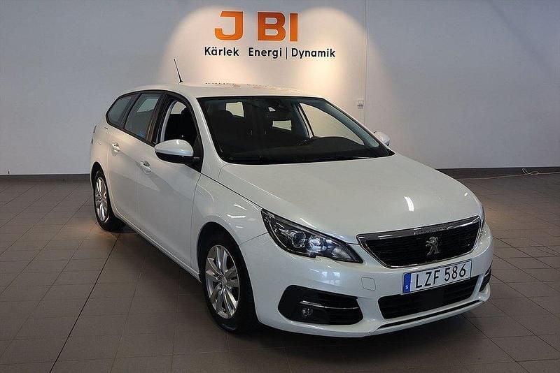 Vit Begagnad 2018 Peugeot 308 Active Kombi | 124 900 kr (Marknadspris) - Bild 1/4
