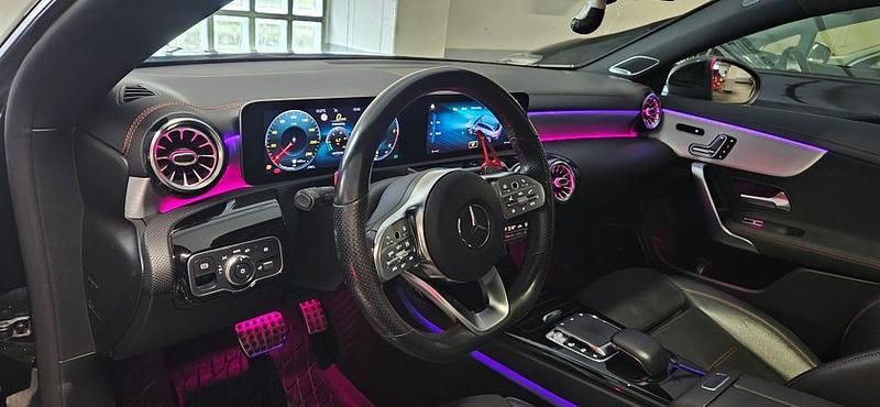 Begagnad Mercedes CLA220 Shooting Brake 190 HK (139 kW) 2020 Svart Kombi