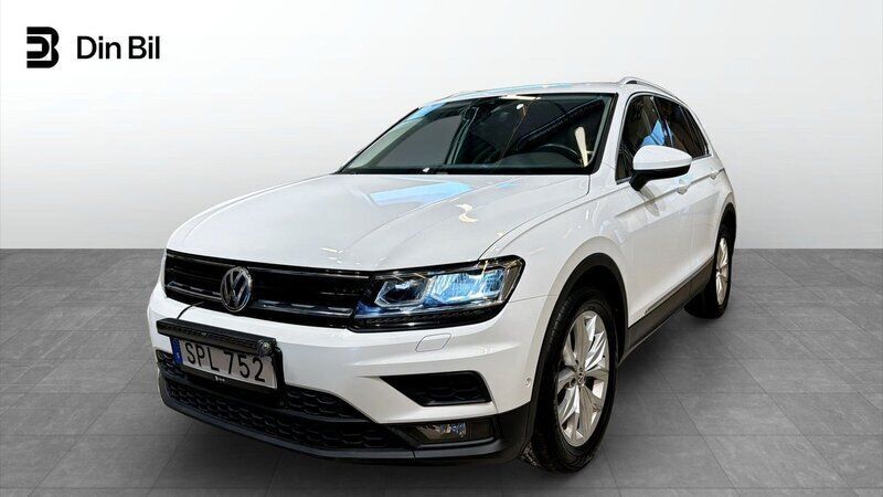 Vit Begagnad 2018 VW Tiguan Executive SUV | 219 900 kr (Marknadspris) - Bild 1/4
