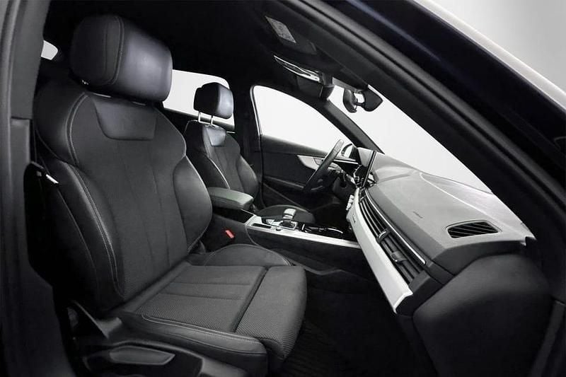 Begagnad Audi A4 Competition 207 HK (152 kW) 2022 Blå Kombi