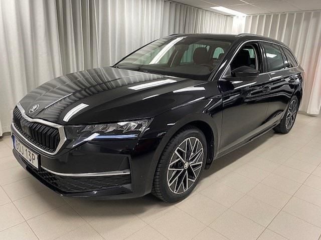 Begagnad Skoda Octavia 116 HK (85 kW) 2024 Svart Kombi