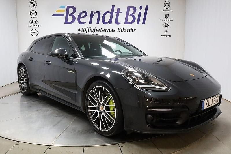 Volcano grey metallic Begagnad 2021 Porsche Panamera Sport Turismo Kombi | 779 500 kr (Superpris) - Bild 1/3