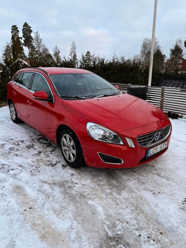 Begagnad Volvo V60 240 HK (176 kW) 2011 Kombi