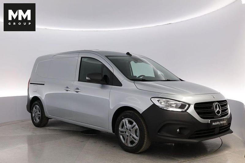 Ny Mercedes Citan 110 Edition 96 HK (70 kW) 2025 Silver (helvinsilver metallic) Van
