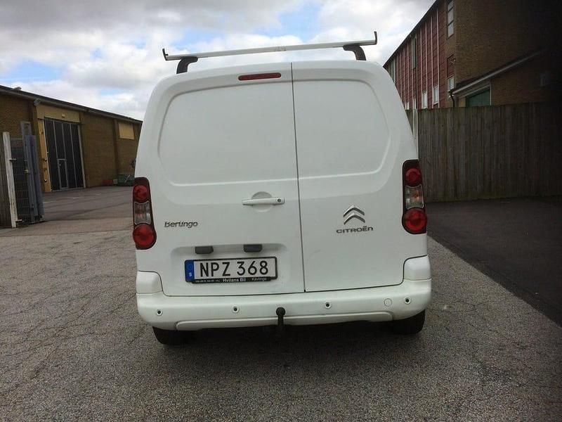 Begagnad Citroën Berlingo 90 HK (66 kW) 2015 Vit Minibuss