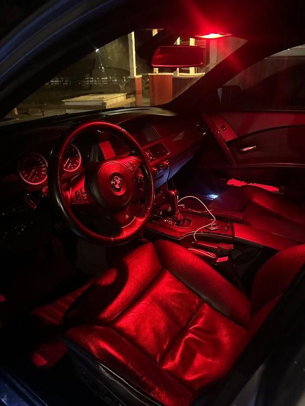 Begagnad BMW 523 177 HK (130 kW) 2006 Kombi