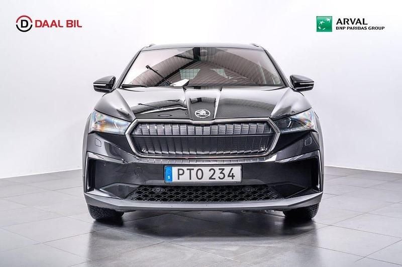 Begagnad Skoda Enyaq iV 150 kW (204 HK) 2022 Svart SUV