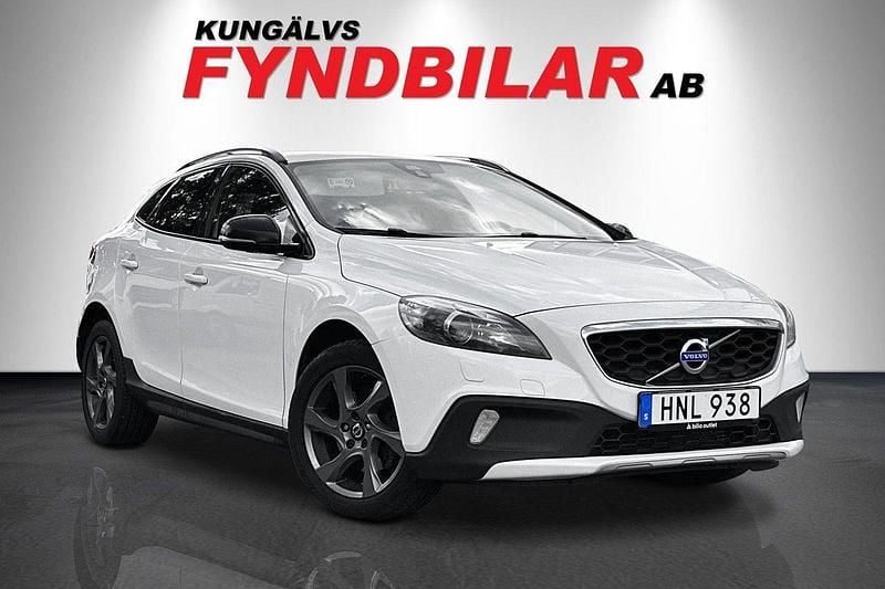 Vit Begagnad 2014 Volvo V40 CC Business Edition Kombi | 99 900 kr (Marknadspris) - Bild 1/4