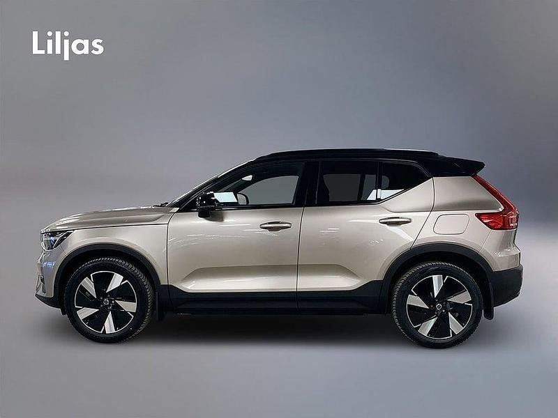 Begagnad Volvo XC40 Plus 188 kW (256 HK) 2023 Grå SUV