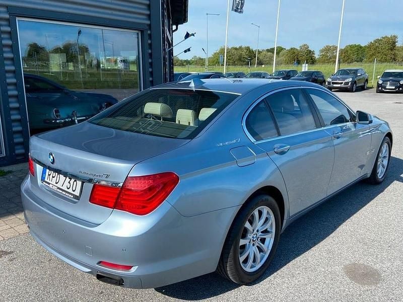 Begagnad BMW ActiveHybrid 7 Comfort Edition 465 HK (342 kW) 2010 Blå Sedan